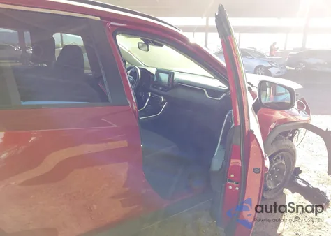 2021 Toyota Rav4 Le from USA, damaged, VIN JTMF1RFV4MD072705